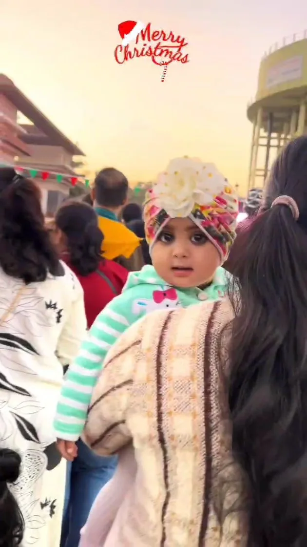 The joy, laughter, and holiday spirit come alive in every moment we captured!